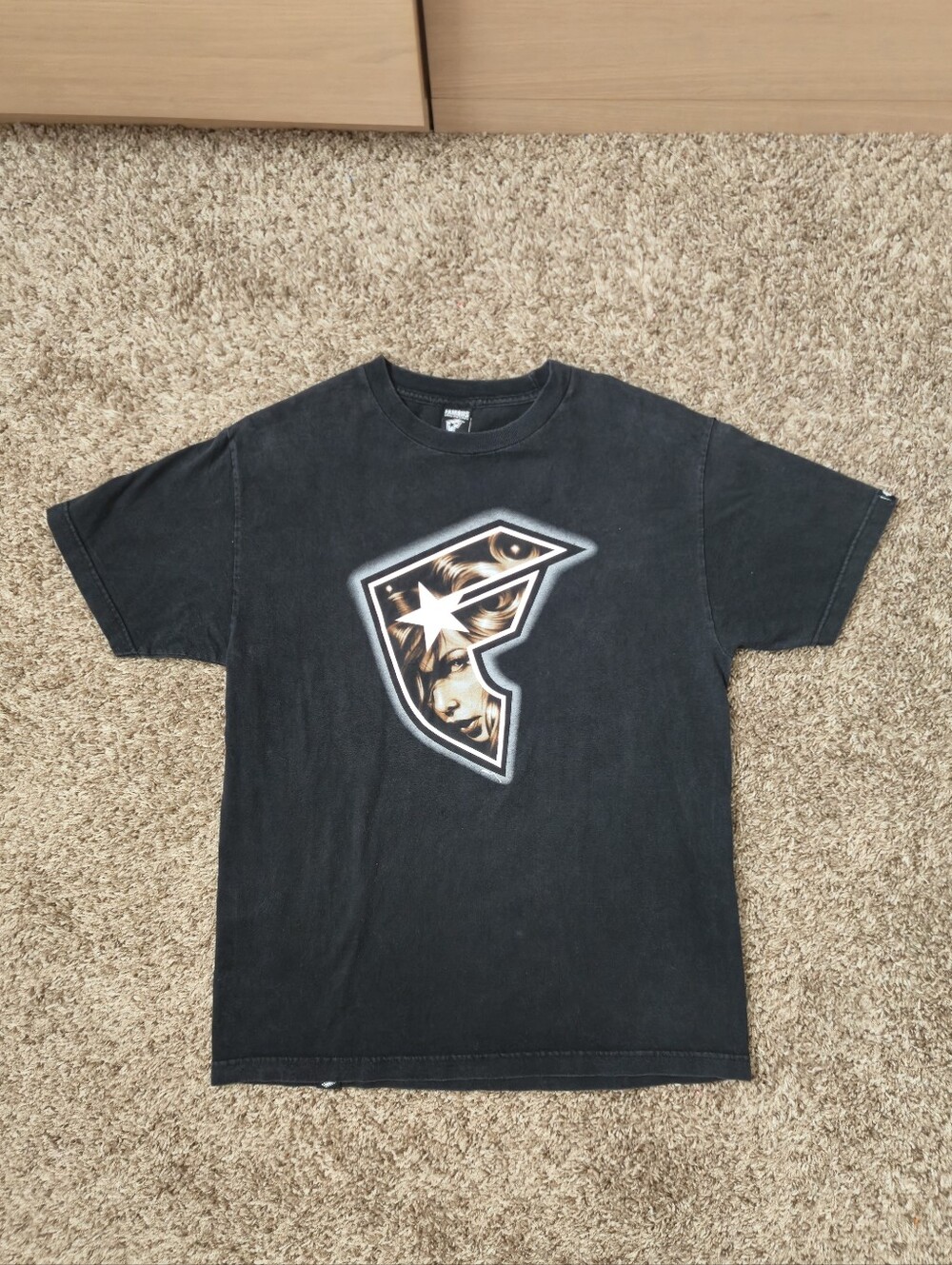 Vintage Famous Stars & Strapped Large